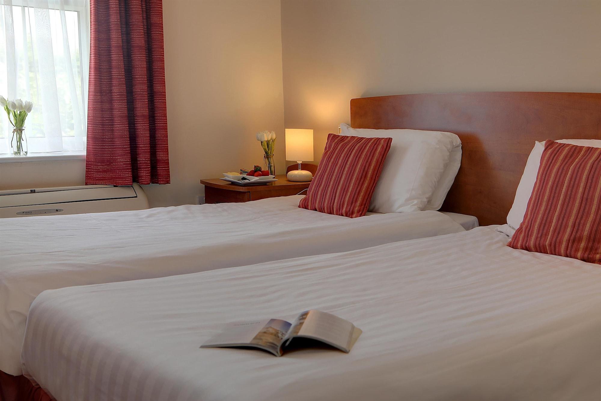 Best Western Claydon Hotel מראה חיצוני תמונה
