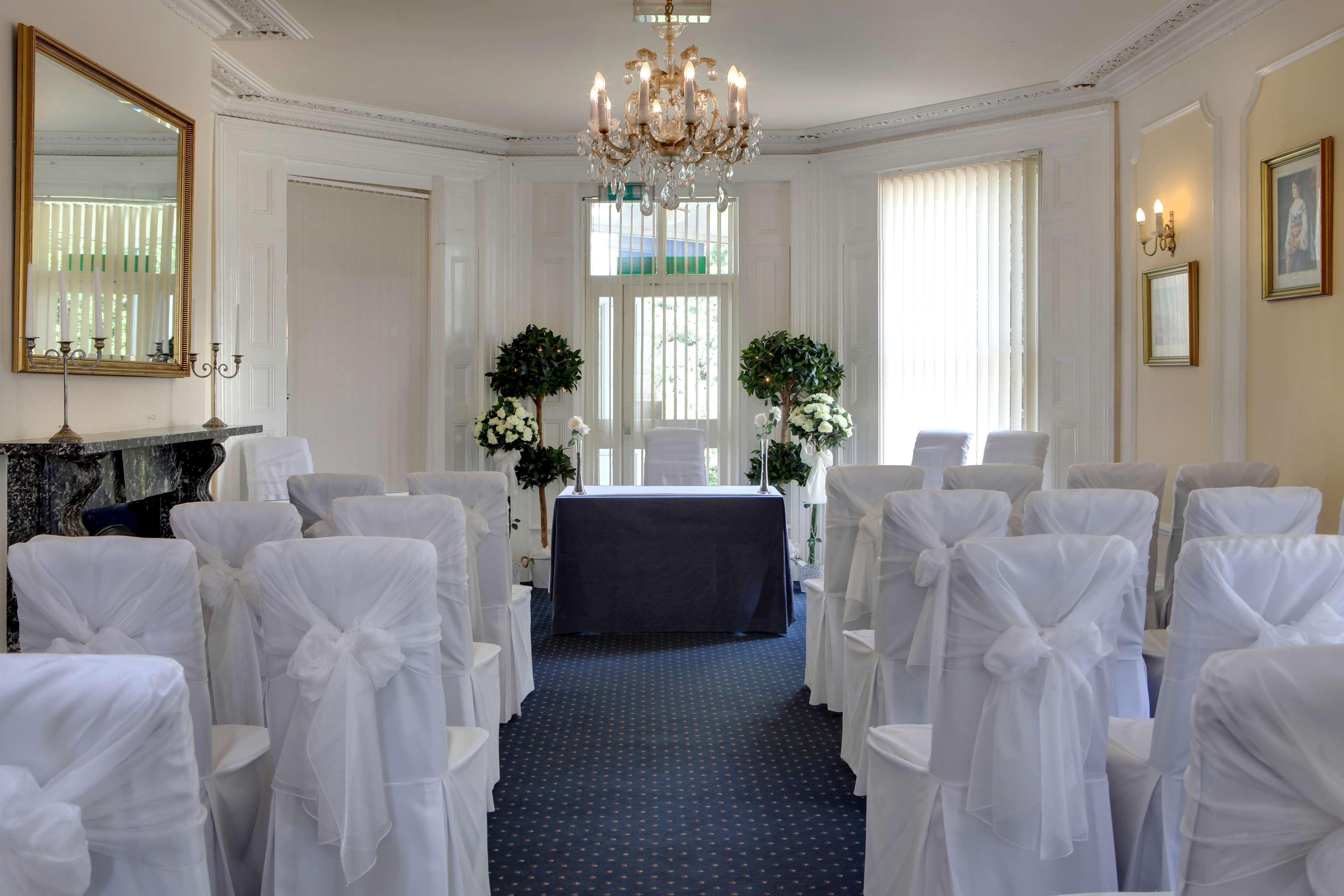 Best Western Claydon Hotel מראה חיצוני תמונה